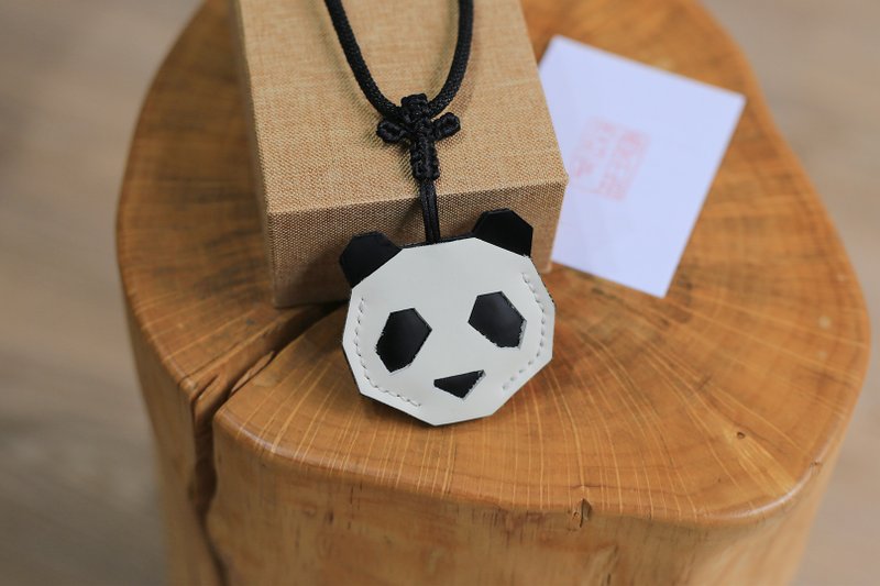 One touch original function panda | glasses hanging | AirTag Apple locator access control bus card case - ที่ใส่บัตรคล้องคอ - หนังแท้ 