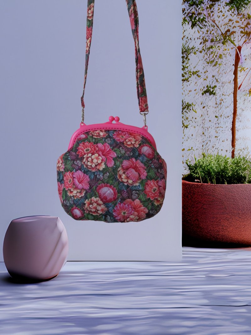 kisslock-cross-body-bags-flower-pattern-plastic-mouth-16-cm-size