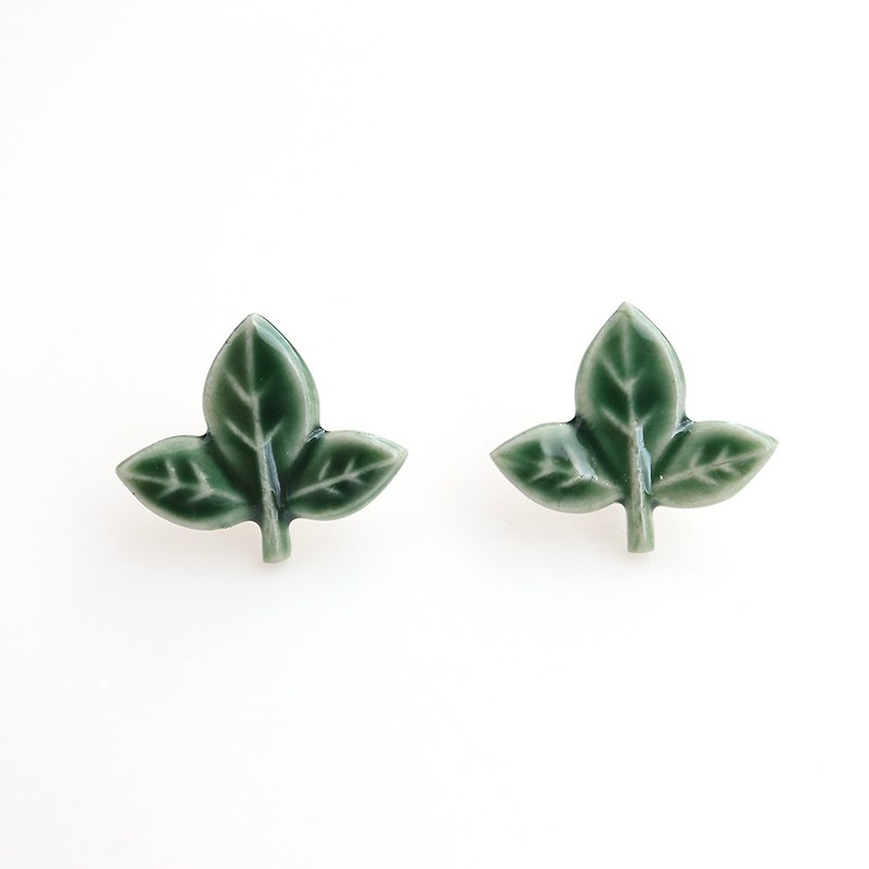 Leaf earrings - ต่างหู - เครื่องลายคราม สีเขียว