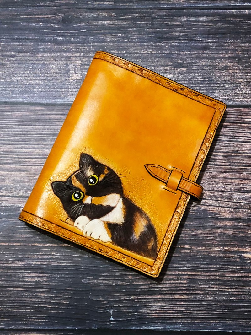 Cat manager modeling carving A5 loose-leaf leather notebook leather carving modeling hand book - สมุดบันทึก/สมุดปฏิทิน - หนังแท้ สีเทา