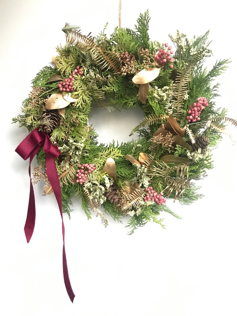 Golden Osmunda Eucalyptus Christmas Wreath (exquisite packaging box)-36 cm - ช่อดอกไม้แห้ง - พืช/ดอกไม้ สีทอง