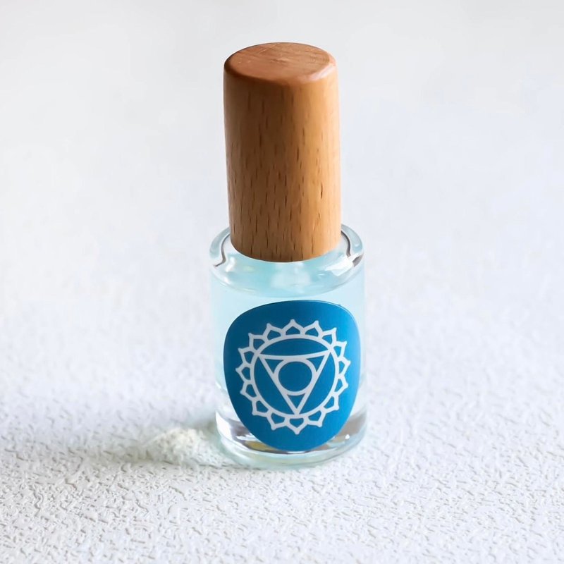 Throat Chakra Energy Fragrance Spray - Fragrances - Essential Oils Blue