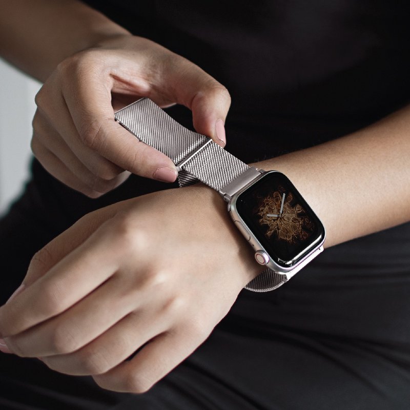 Dante Apple Watch 不鏽鋼米蘭磁扣錶帶-銀 - 錶帶 - 不鏽鋼 黑色
