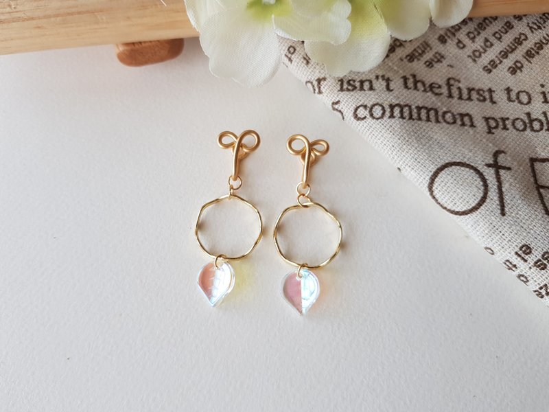 【落葉】白色~無痛耳夾、夾式耳環、耳鉤 - 耳環/耳夾/耳骨夾 - 其他材質 白色