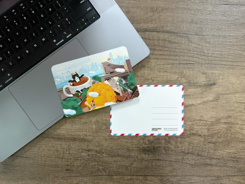 AMAZING STUDIO ​香港印藝及禮品專門店 【貓遊街角 - 菠蘿油】 明信片丨Amazing Studio