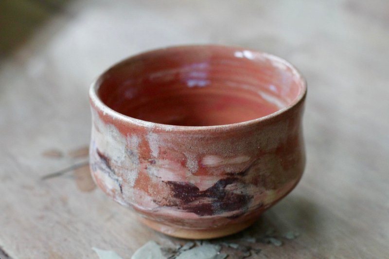 Hand-pulled pink romantic pottery bowl/tea bowl - ถ้วยชาม - ดินเผา สึชมพู