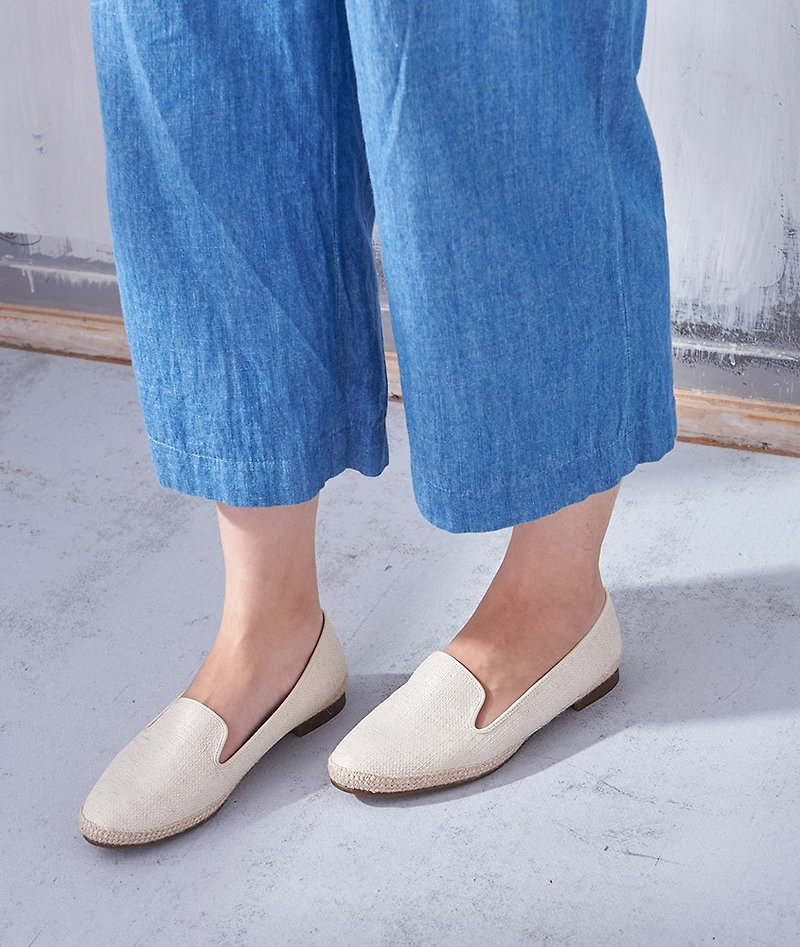 ZERO Yard-[Sea Vacation] Linen Trimmed Loafers _ Shiny Cloth Rice (24.5) - รองเท้าลำลองผู้หญิง - วัสดุอื่นๆ ขาว