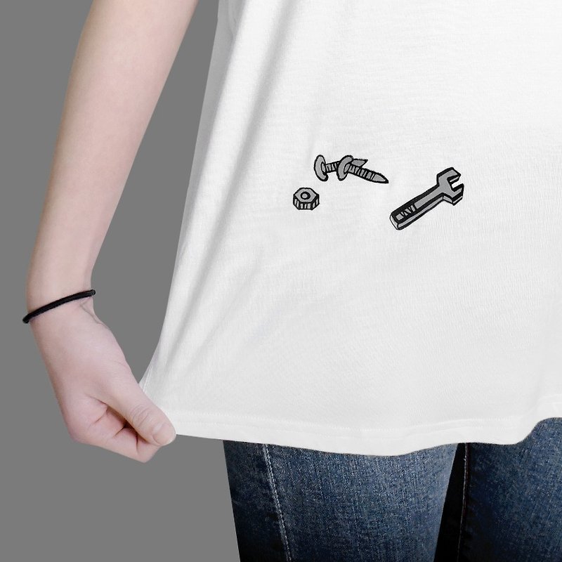 [Last one] small screw / loose workers long version kick - Women's T-Shirts - Cotton & Hemp White