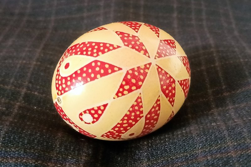 Heavenly Flash Pattern Ukrainian Easter Eggs Real Chicken Pysanka Handmade Decor - 擺飾/家飾品 - 其他材質 黃色
