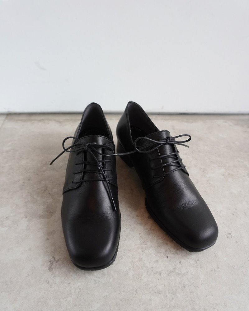 真皮 女皮鞋 黑色 - lace-up shoes /black square toe  /z3584