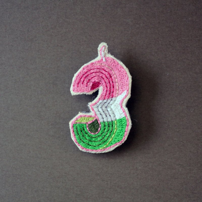 Hand-embroidered brooch / pin birthday candle 3 - Brooches - Thread Multicolor