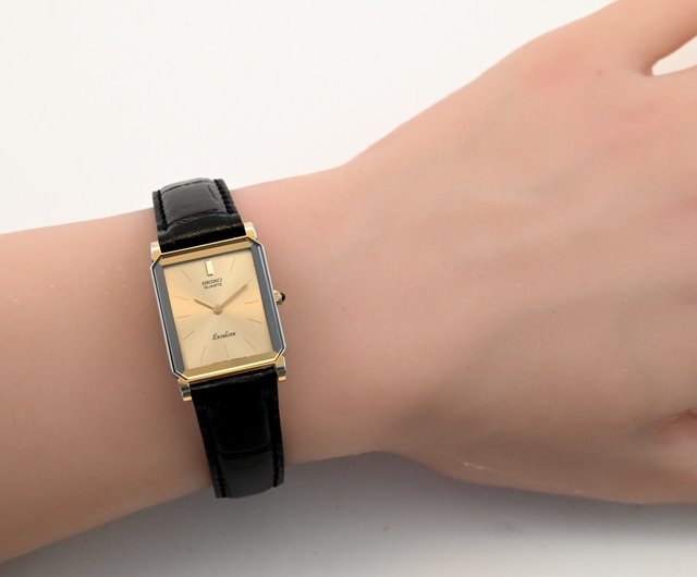 SEIKO EXCELINE Ladies Watch QUARTZ 19mm Gold Tank Shape Case Ref