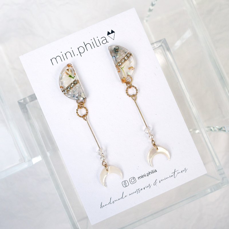 White Moon earrings - Earrings & Clip-ons - Resin Gold