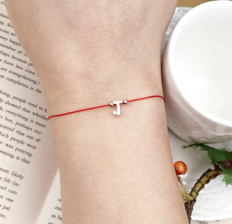 Sterling Silver English Letters Your Name Red String Red String Hand String Bracelet Hand Line Symbol Custom - สร้อยข้อมือ - เส้นใยสังเคราะห์ สีแดง