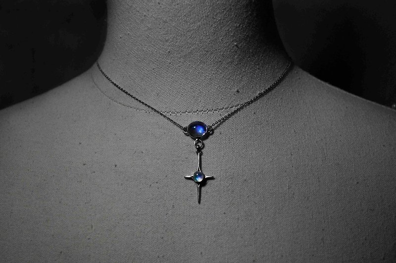 Universe/Starlight Moonstone Necklace - สร้อยคอ - เงินแท้ สีน้ำเงิน