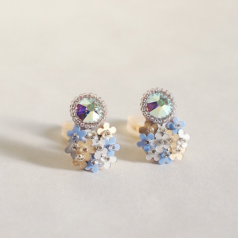 แก้ว ต่างหู สีน้ำเงิน - Earrings bijoux&bouquet blue
