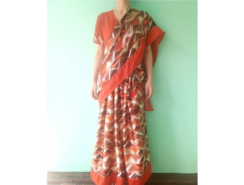 サリー風ワンピース７　肌触りの良いシルク素材 - 洋裝/連身裙 - 絲．絹 橘色
