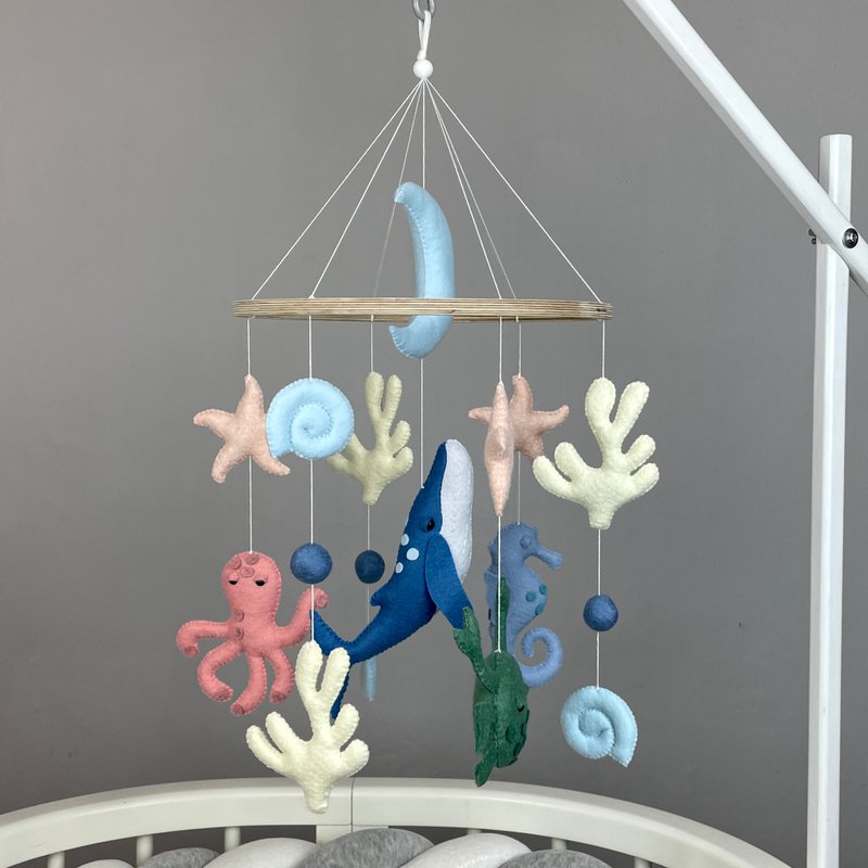 Ocean baby mobile neutral Whale mobile Sea creature mobile Gift for newborn - 寶寶/兒童玩具/玩偶 - 其他材質 藍色
