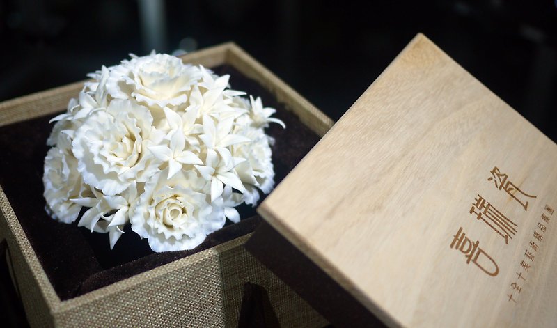 CereiZ不滅の磁器の花、花のクラスター - 花瓶・植木鉢 - 陶器 ホワイト