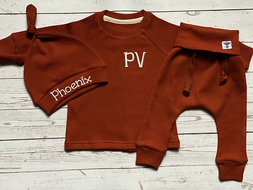 OwlOnBoard Custom embroidery Newborn baby coming home outfit baby name gift set Terracotta