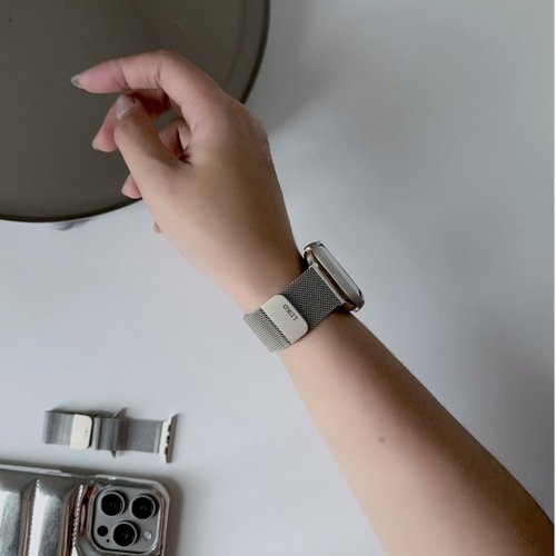 LUKO.Store Apple Watch I 運動款 I 米蘭不鏽鋼磁吸回環錶帶 日常 野徑露營
