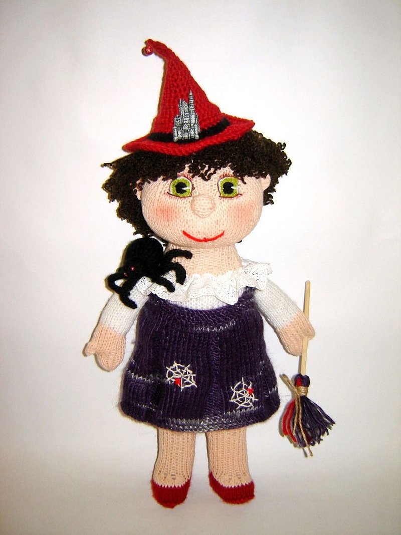 Halloween doll  Little witch with spider, stuffed dolls - Stuffed Dolls & Figurines - Wool Purple