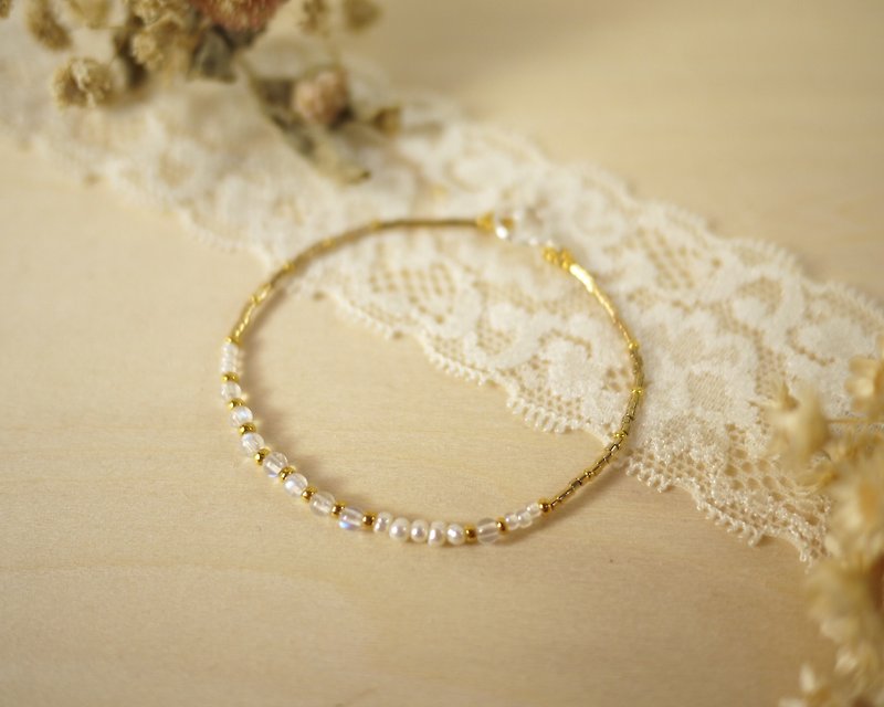 シン組紐 - 古典美ムーンストーン真珠のブレスレット - ブレスレット - 宝石 ゴールド