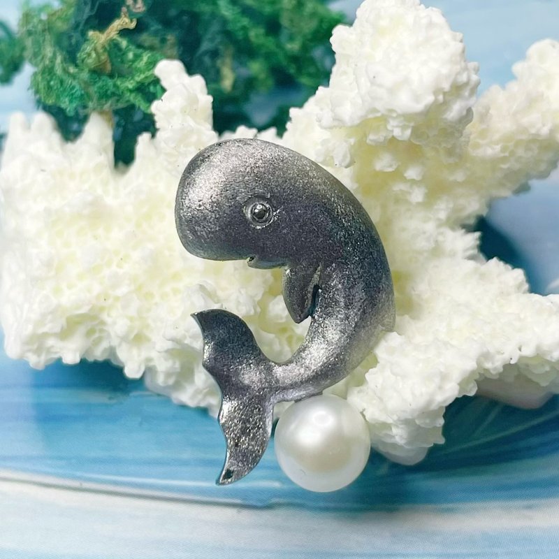 Whale Pendant Natural Freshwater Pearl 6mm 925 Sterling Silver Necklace Birthday Mother's Day Gift - สร้อยคอ - ไข่มุก ขาว