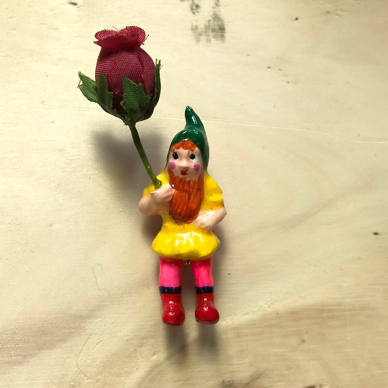 ミニブローチ - 庭のゴブリンMy Garden Gnome（イエロー3モデル/ピン） - ブローチ - 粘土 多色