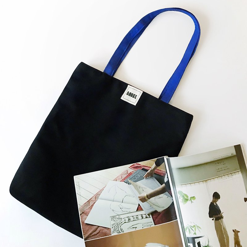 Color-blocking shoulder canvas bag (large) / black + royal blue - กระเป๋าแมสเซนเจอร์ - ผ้าฝ้าย/ผ้าลินิน หลากหลายสี