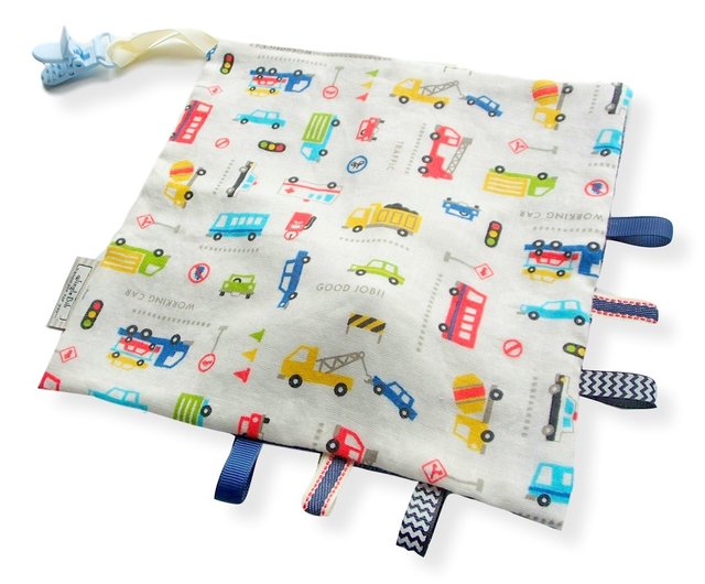 muslin taggie blanket