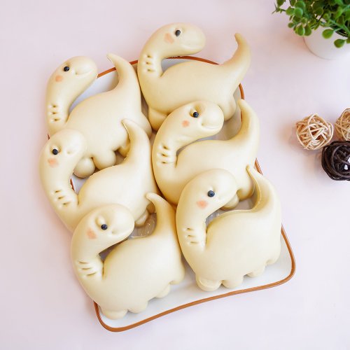 【じゅまんじゅう様 専用】 新登場！ニセ水まんじゅう ¥80 笹がニセモノ、まんじゅうは本物