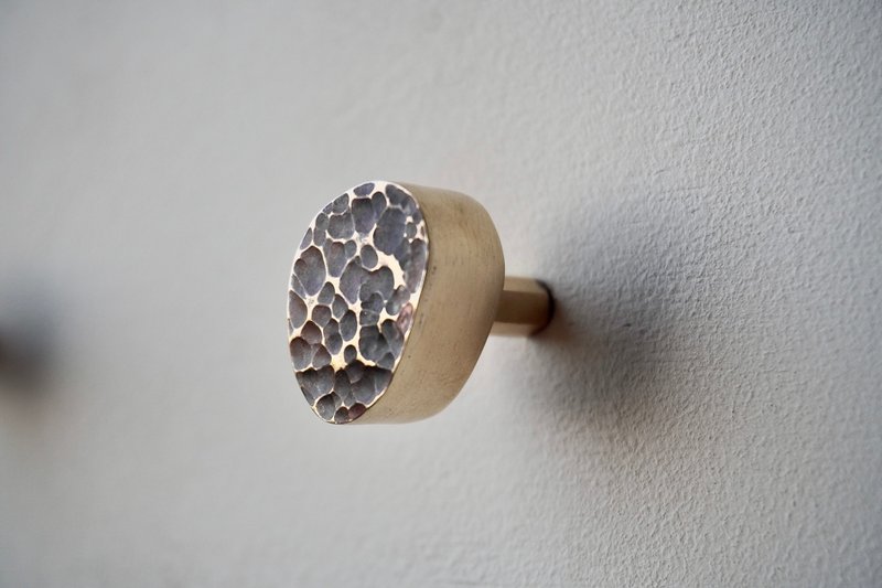 黃銅鎚火痕掛鉤-不規則形 - 晾衫架/衣架 - 銅/黃銅 金色