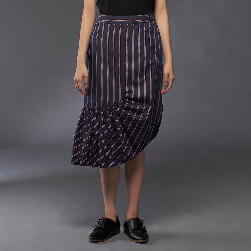 另想法設計 By Gary Lin 條紋開岔不對稱抽摺及膝裙-日本製布料