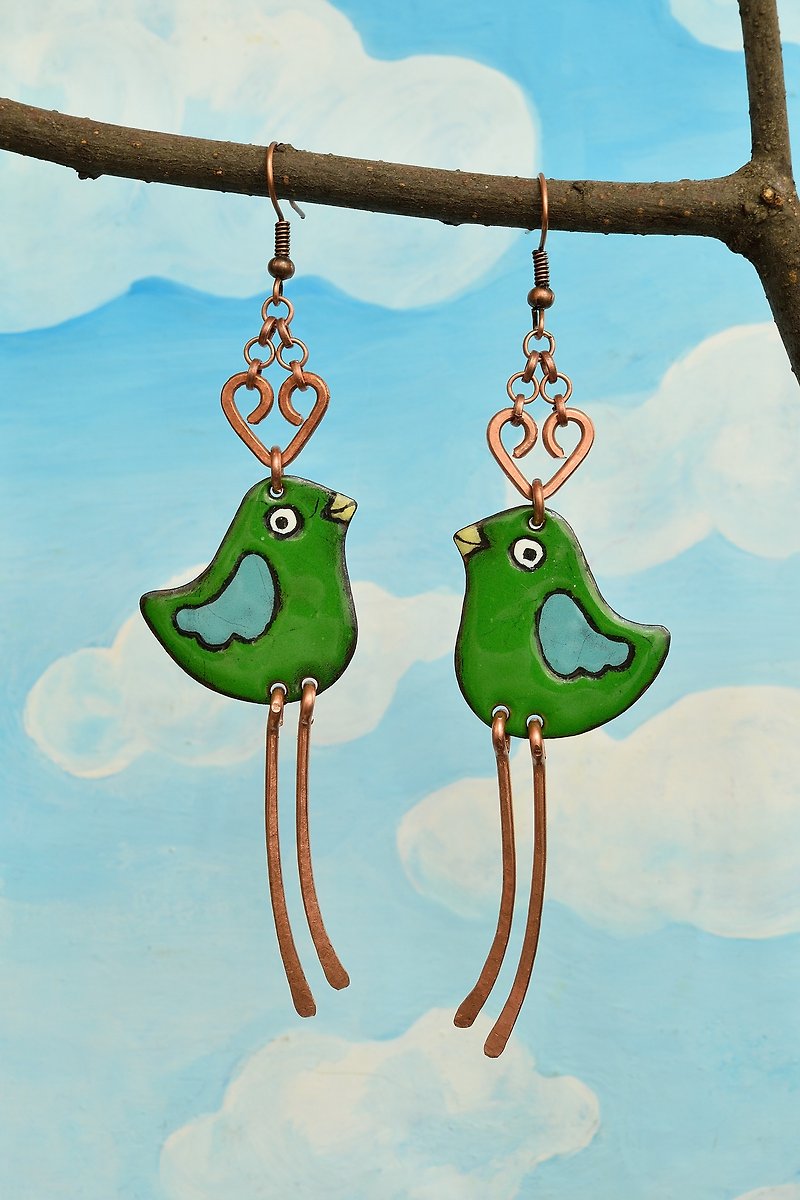Enamel Earrings, Enamel Jewelry, Green Bird Earrings, Greenfinch, Bird Earrings - 耳環/耳夾 - 琺瑯 綠色