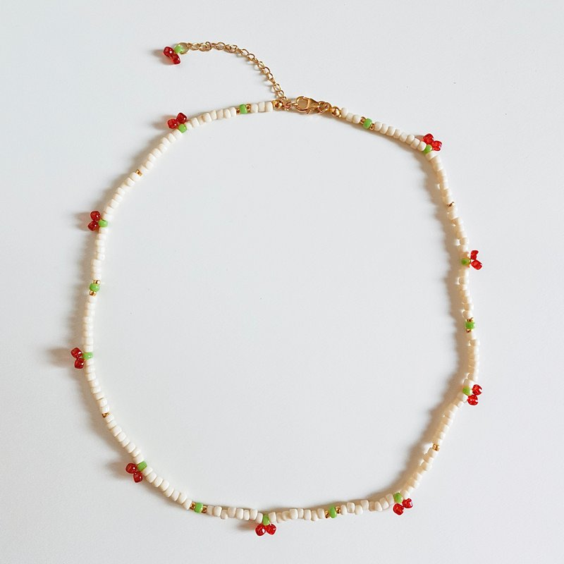 Lily Valley cherry | Handmade beaded necklace - สร้อยคอ - เครื่องประดับพลอย สีแดง