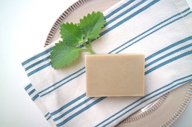 Torbangun soap - ผลิตภัณฑ์ทำความสะอาดหน้า - น้ำมันหอม 