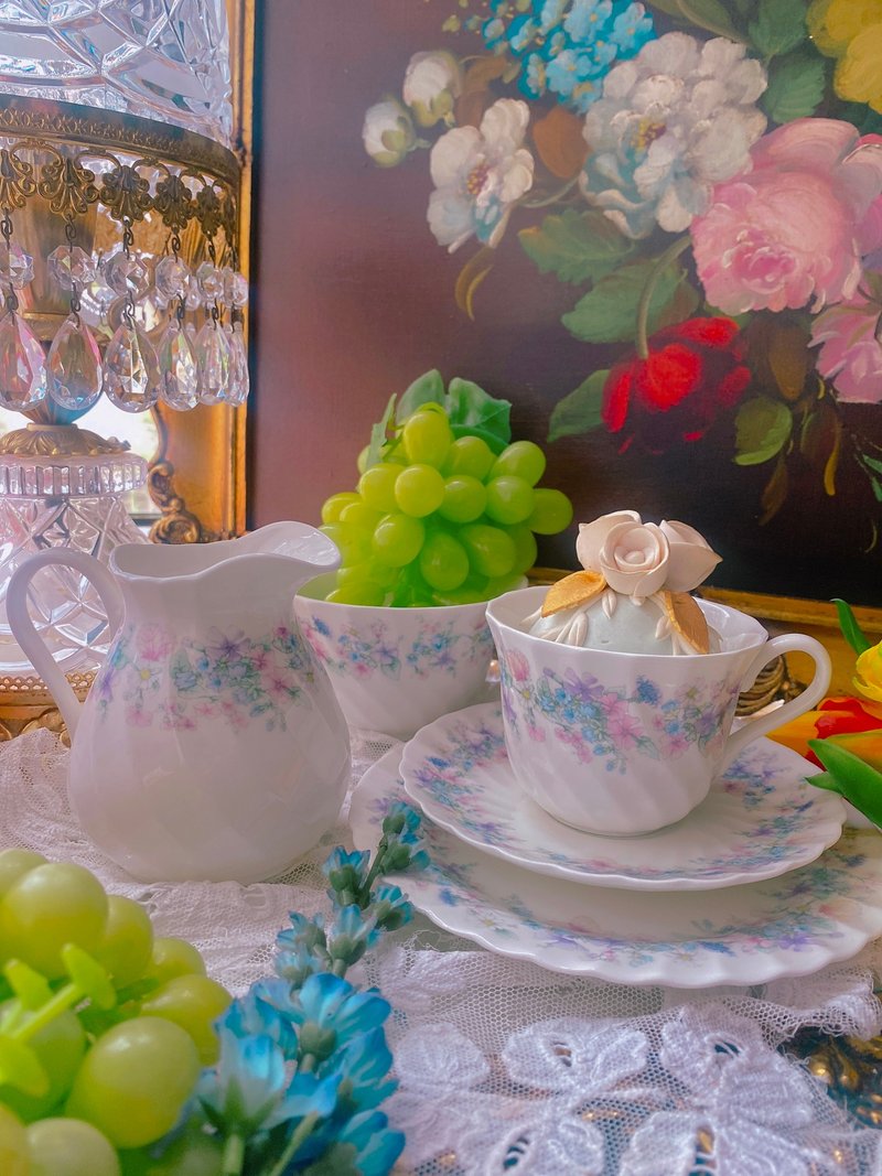 英國製Wedgwood 1980年 安琪拉花卉奶壺糖碗兩件組庫存品 - 茶壺/茶杯/茶具 - 瓷 紫色