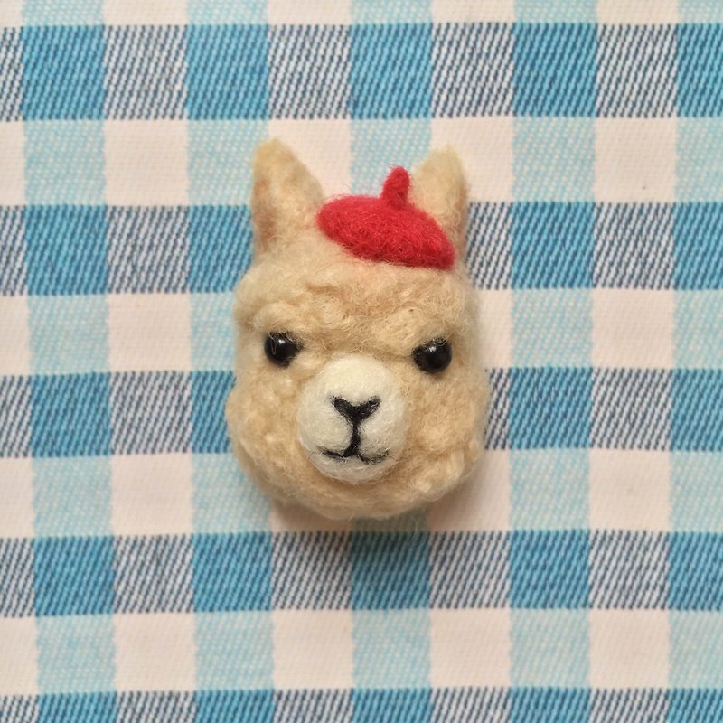 Alpaca-Hand-made wool felt pins - เข็มกลัด - ขนแกะ สีทอง