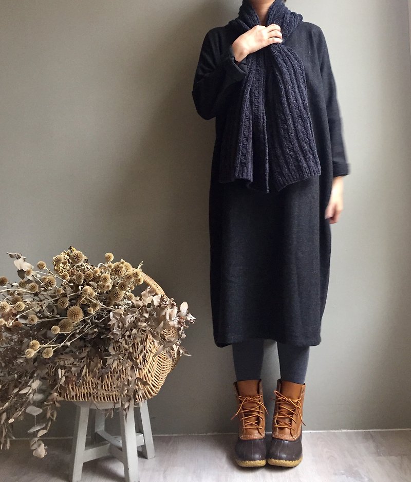 Winter outing @ 黑灰 毛料 直筒 衣 / With tie rope / - One Piece Dresses - Wool 