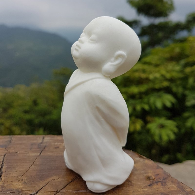 Miniature little meditation Monk 1803 statue  w/small dish holder set - น้ำหอม - วัสดุอื่นๆ ขาว