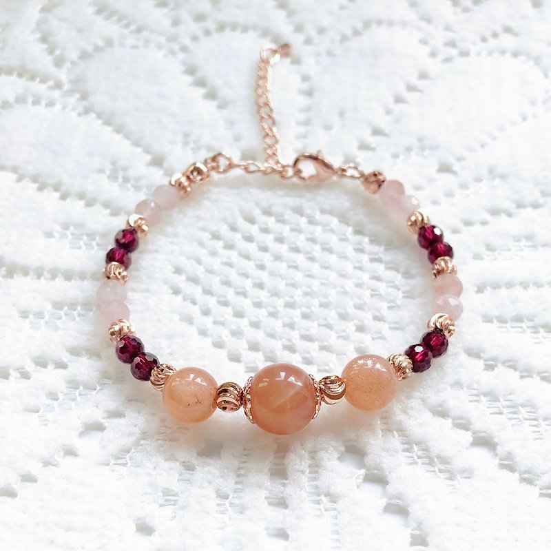 Crystal Bracelet Bangle elastic pink - สร้อยข้อมือ - คริสตัล สีแดง