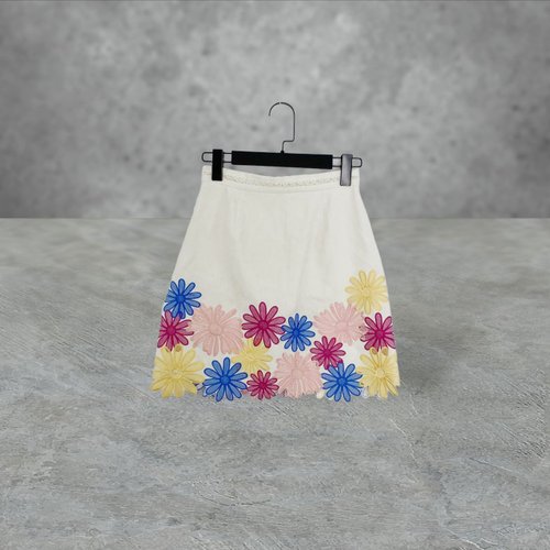 Second hand white color embroidered flower elastic high waist 24 skirt