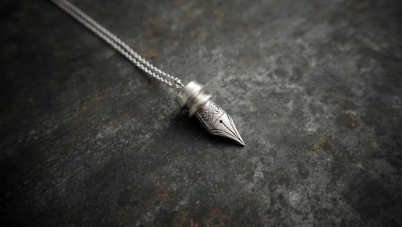 【Navel Plus House】Stationery Series│ Sterling Silver Pen Necklace - Necklaces - Other Metals 