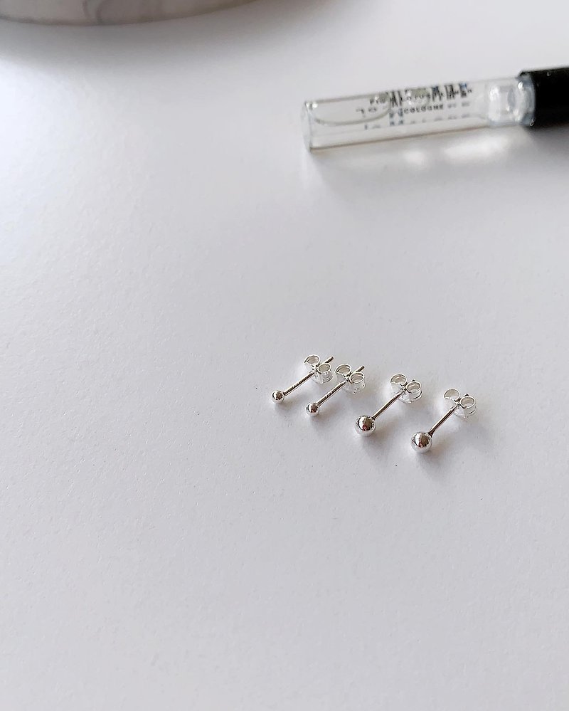 Sterling Silver/ Minimalist Small Silver Beads Ball Stud Earrings/ Daily Ear Care - Earrings & Clip-ons - Sterling Silver Silver