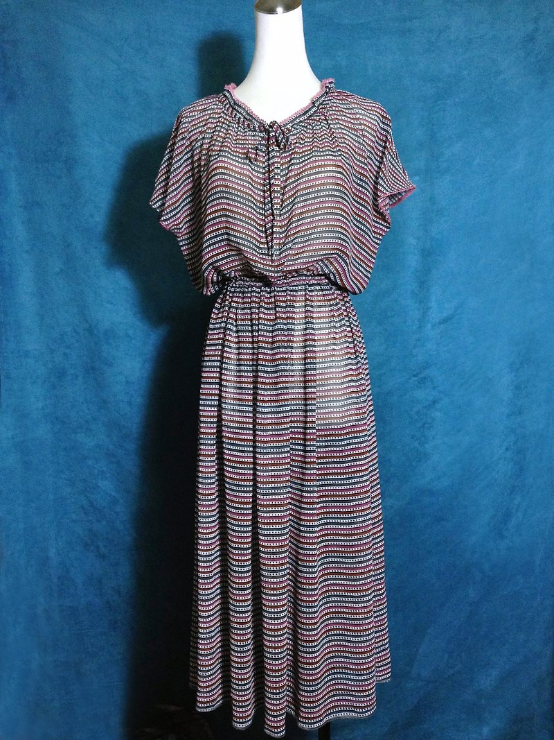 Ping-pong vintage [vintage dress / retro little trim chiffon short-sleeve vintage dress] abroad back VINTAGE - ชุดเดรส - เส้นใยสังเคราะห์ หลากหลายสี
