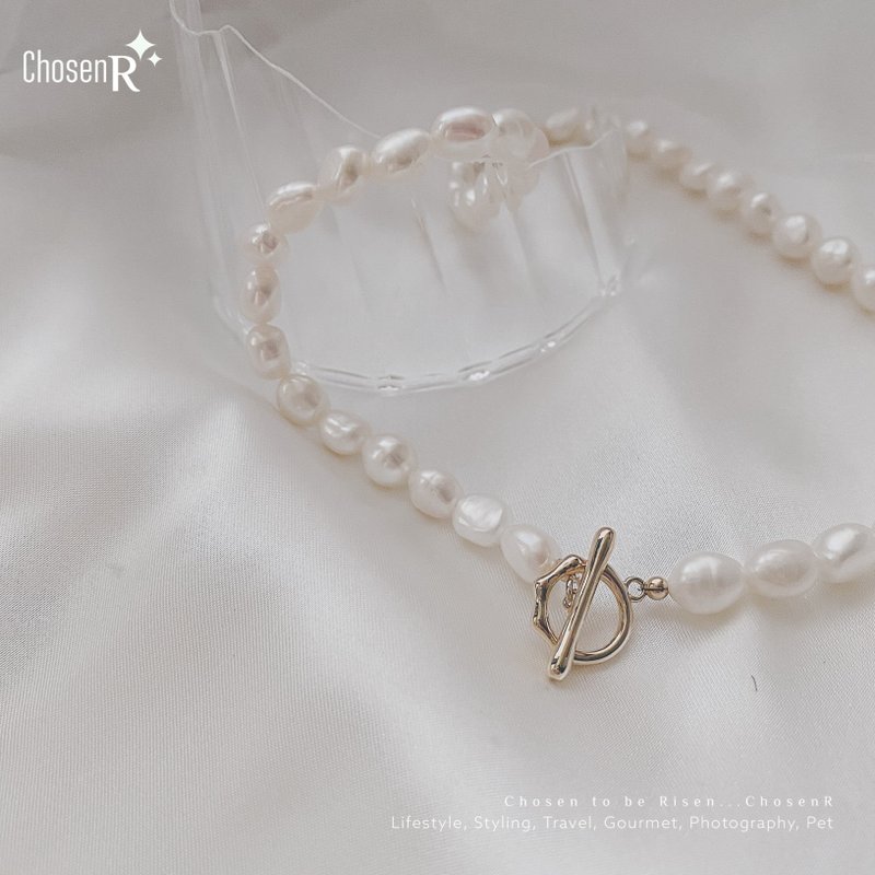 Bamboo OT Buckle Two-Wear Baroque Pearl Necklace - สร้อยคอ - ไข่มุก ขาว