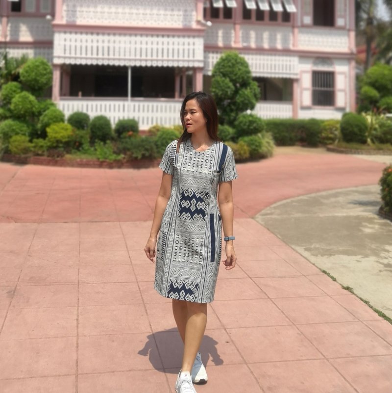 Thai Pattern Cotton Dress - 洋裝/連身裙 - 棉．麻 藍色
