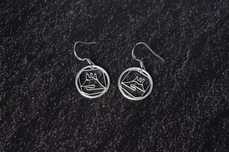【窗花系列】山形 純銀耳環/耳夾 Silver Earrings - 耳環/耳夾/耳骨夾 - 純銀 銀色