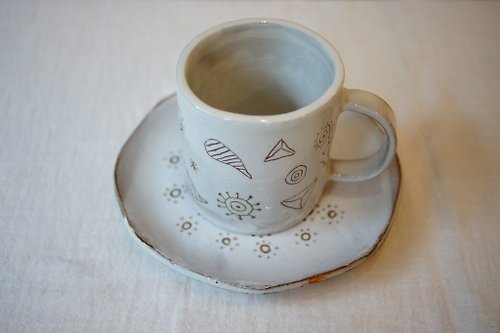 昕作。陶 手作粉引馬克杯盤組 有形 午茶杯盤組 午茶系列